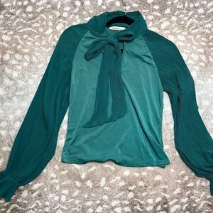 Liberty love  Green Tie-Neck Long Sleeve Top
